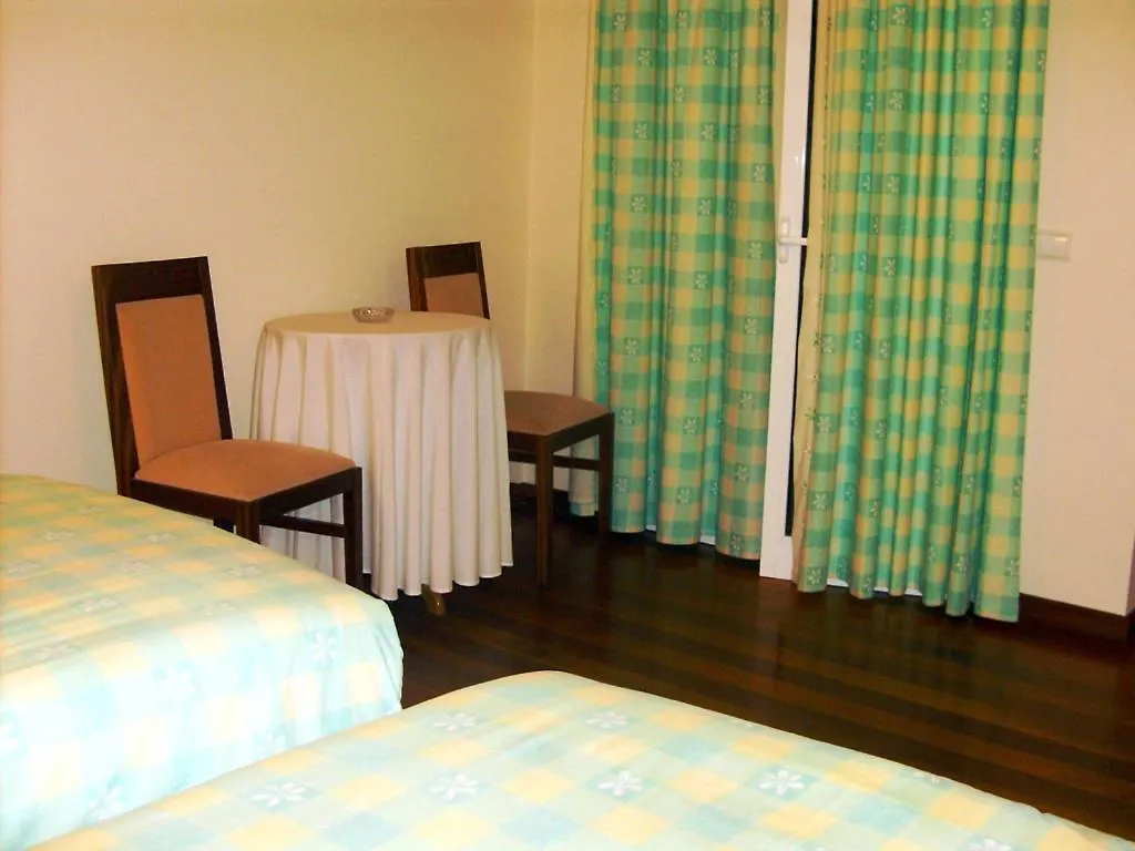 Perola De Machico Hotel Machico  Affittacamere Machico (Madeira)